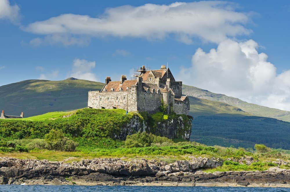 duart castleshutterstock 386531017